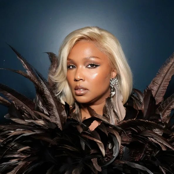 LIZZO REVELA NUEVO SENCILLO Y VIDEO “DON’T MAKE ME LOVE U”