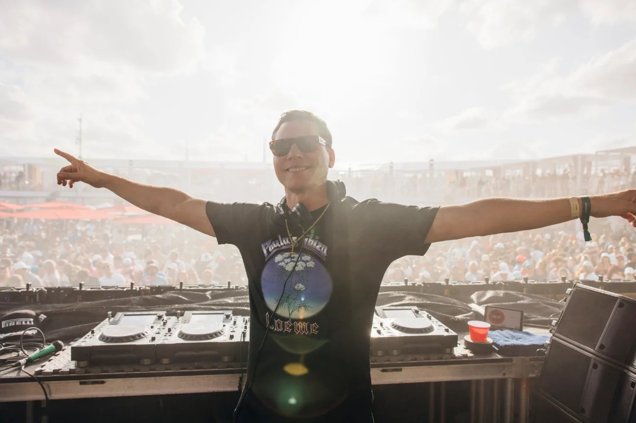 Tiesto presenta nuevo trabajo